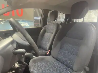 Renault Twingo 2012 - 6499 EUR, 72000 km - AUTO.MOTO.pt - 72000km - foto 20 de 26