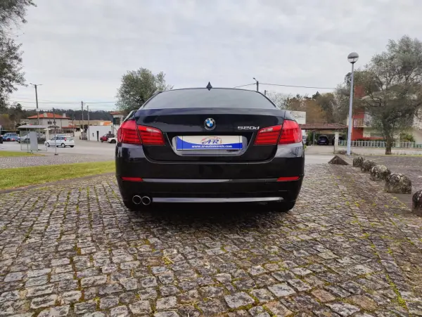 BMW 520 2011 - 14950 EUR, 198974 km - AUTO.MOTO.pt - 198974km - foto 5 de 11