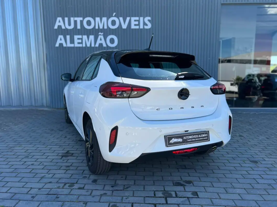 Opel Corsa 2025 - 17900 EUR, 26154 km - AUTO.MOTO.pt - 26154km - foto 9 de 19