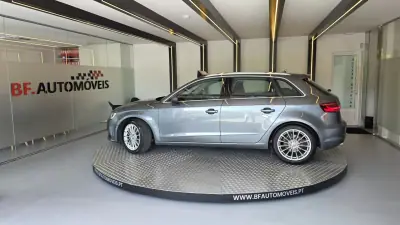 Audi A3 Sportback 2013 - 9900 EUR, 274066 km - AUTO.MOTO.pt - 274066km - foto 14 de 58