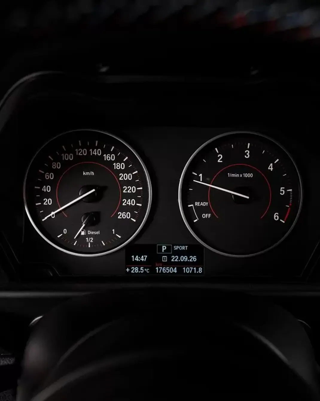 BMW 118 2015 - 16990 EUR, 175000 km - 175000km - foto 14 de 25