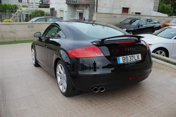 Audi TT Coupé 2009 - 15450 EUR, 207000 km - AUTO.MOTO.pt - 207000km - foto 7 de 24