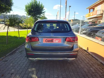 Mercedes-Benz GLC 300 2020 — foto 5 de 15