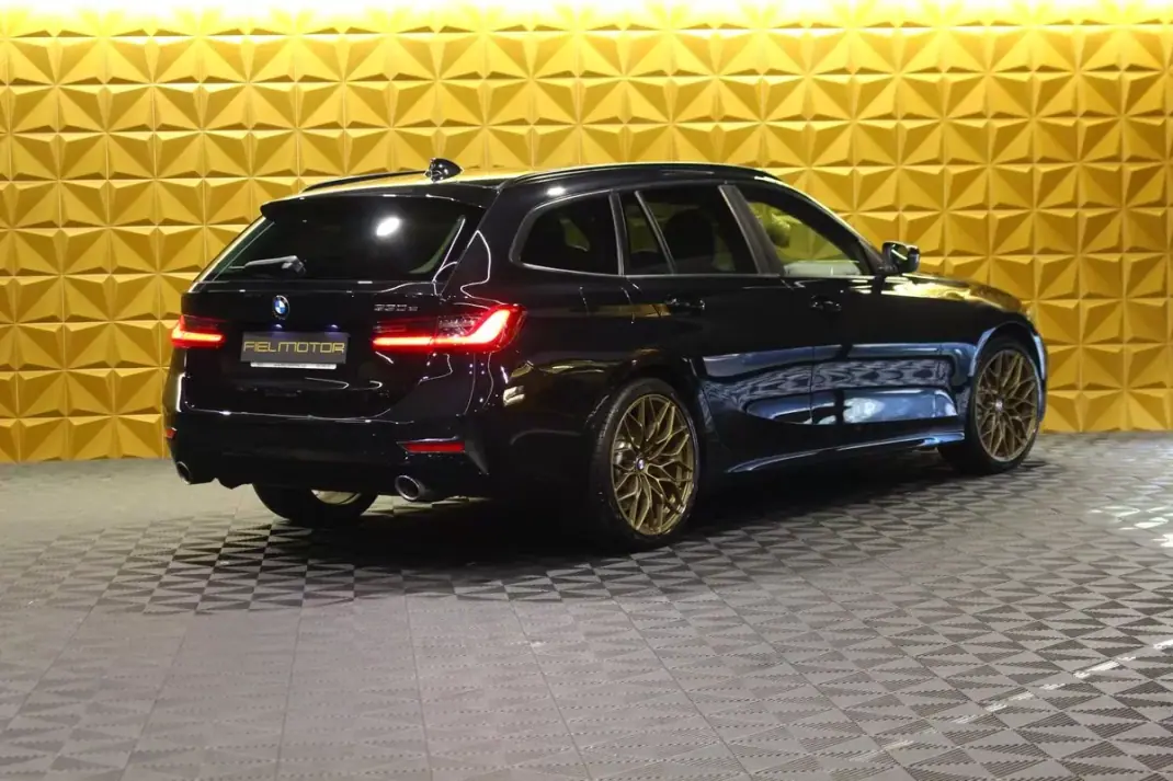 BMW 330 2021 - 25900 EUR, 139000 km - AUTO.MOTO.pt - 139000km - foto 6 de 24