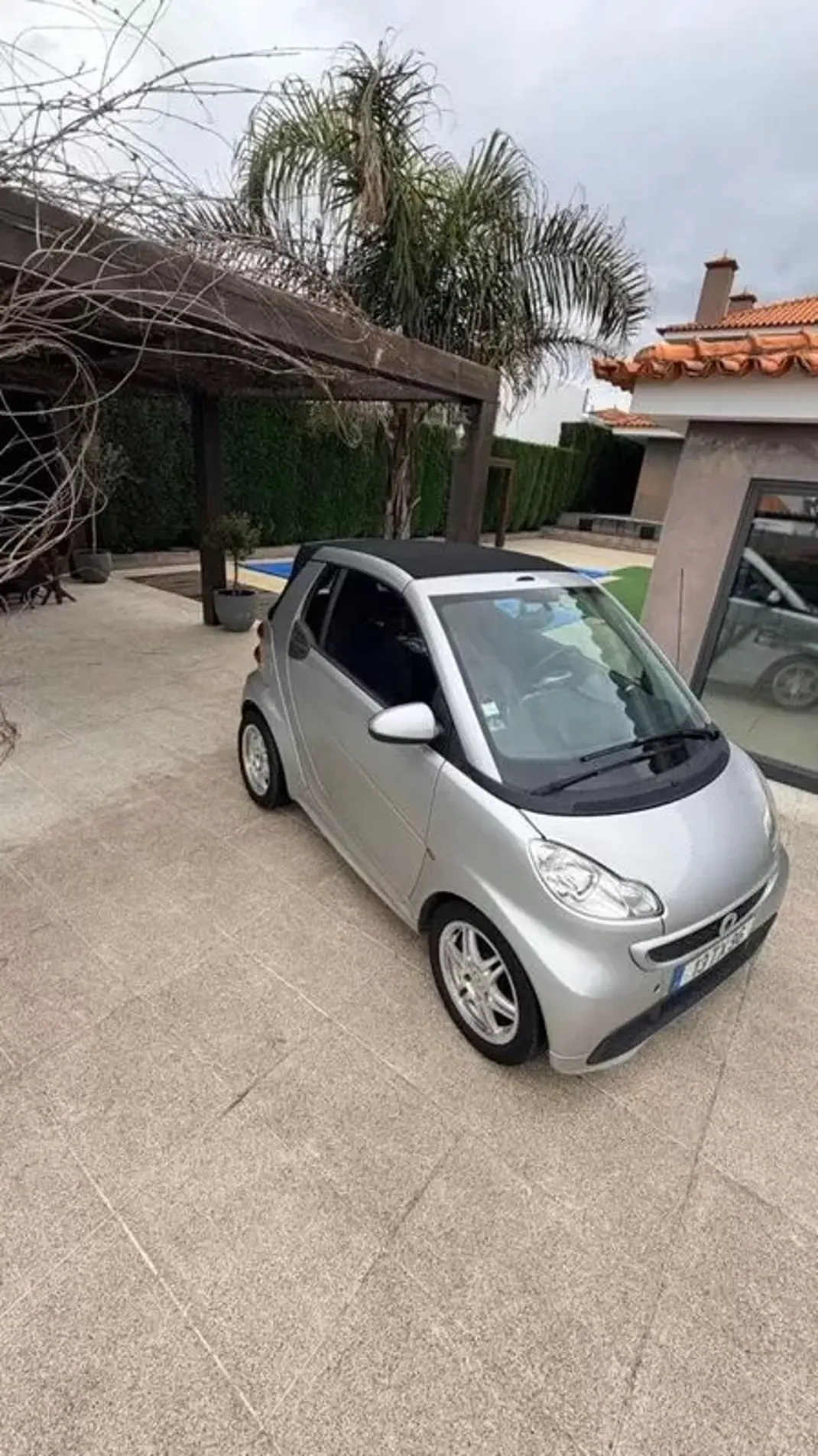 Smart Fortwo Cabrio 2013 - 7999 EUR, 113669 km - AUTO.MOTO.pt - 113669km - foto 21 de 25