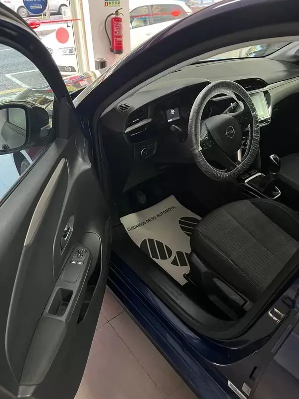 Opel Corsa 2021 - 12450 EUR, 43982 km - AUTO.MOTO.pt - 43982km - foto 8 de 40