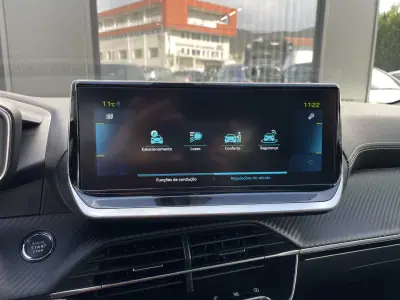 Peugeot e-208 2022 - 18650 EUR, 38776 km - AUTO.MOTO.pt - 38776km - foto 34 de 47