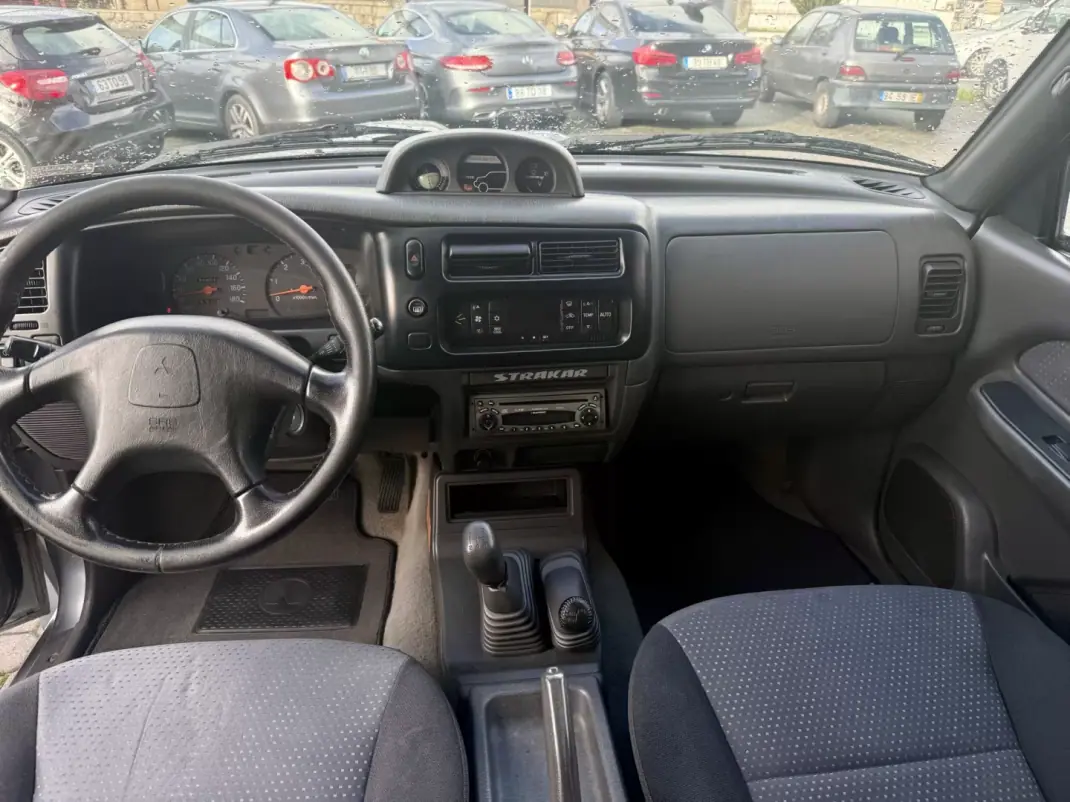 Mitsubishi L200 2002 - 13490 EUR, 214000 km - AUTO.MOTO.pt - 214000km - foto 11 de 11