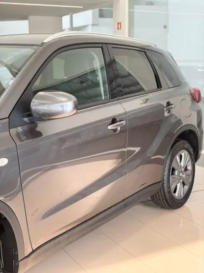 Suzuki Vitara 2026 - 27900 EUR, 100 km - foto 4 de 20