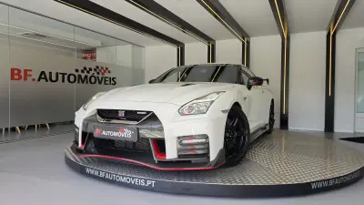 Nissan GT-R 2017 - 300000 EUR, 30685 km - 30685km - foto 21 de 69