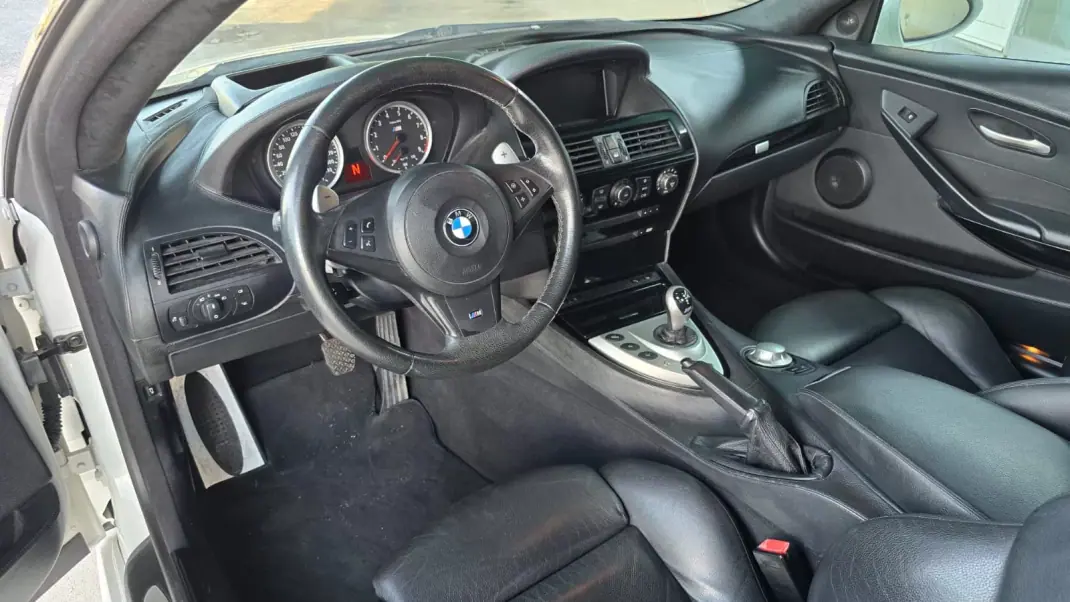 BMW M6 2005 - 55000 EUR, 188207 km - 188207km - foto 17 de 19