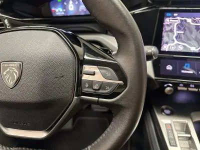 Peugeot 308 2023 - 19950 EUR, 12952 km - AUTO.MOTO.pt - 12952km - foto 42 de 50