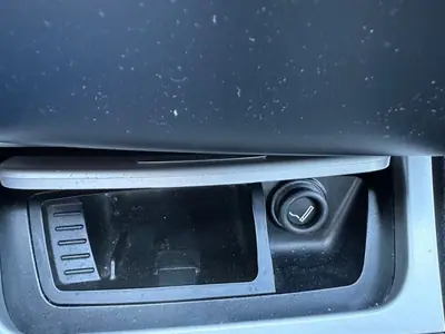 BMW 120 2013 - 17500 EUR, 154360 km - AUTO.MOTO.pt - 154360km - foto 37 de 46