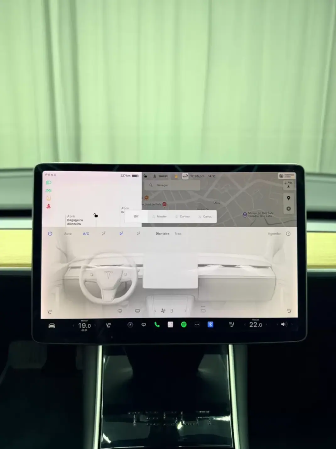 Tesla Model 3 2019 - 18500 EUR, 162000 km - AUTO.MOTO.pt - 162000km - foto 13 de 24