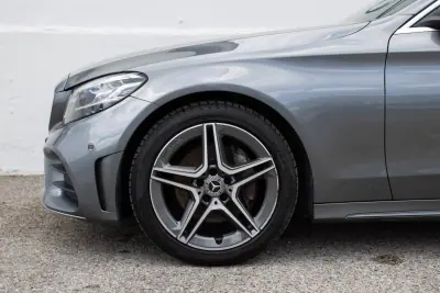 Mercedes-Benz C 200 2019 - 21990 EUR, 150000 km - AUTO.MOTO.pt - 150000km - foto 8 de 44