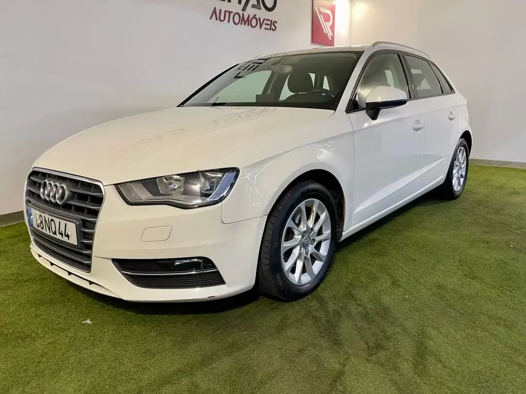 Audi A3 Sportback 2013 - 12500 EUR, 175000 km - AUTO.MOTO.pt - 175000km - foto 6 de 25