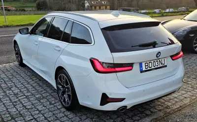 BMW 318 2020 - 28999 EUR, 100000 km - AUTO.MOTO.pt - 100000km - foto 27 de 35