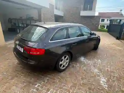 Audi A4 Avant 2010 - 6499 EUR, 500000 km - AUTO.MOTO.pt - 500000km - foto 7 de 17