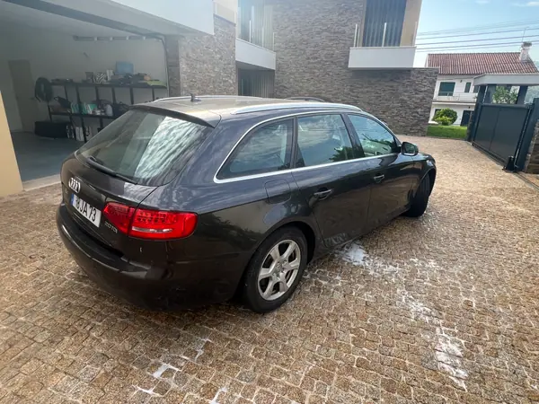 Audi A4 Avant 2010 - 6499 EUR, 500000 km - AUTO.MOTO.pt - 500000km - foto 7 de 17