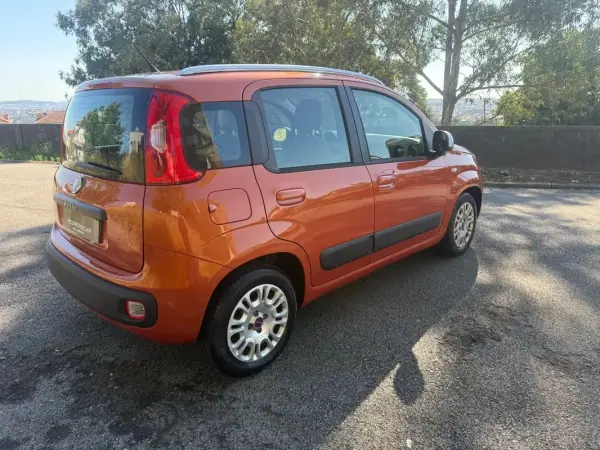 Fiat Panda 2012 - 6600 EUR, 145000 km - AUTO.MOTO.pt - 145000km - foto 18 de 23