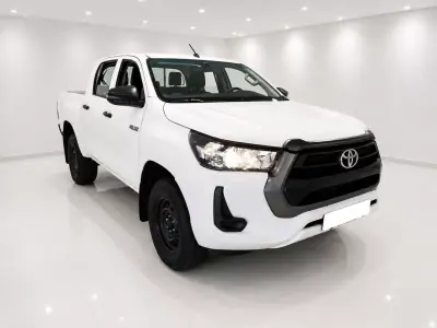 Toyota Hilux 2021 - 27560 EUR, 149633 km - 149633km - foto 2 de 8