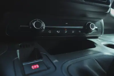 Citroën BlueHDi XL 1.6 S&S 2019 - 18880 EUR, 127140 km - AUTO.MOTO.pt - 127140km - foto 10 de 10