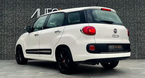 Fiat 500L 2016 - 10750 EUR, 138000 km - AUTO.MOTO.pt - 138000km - foto 5 de 16