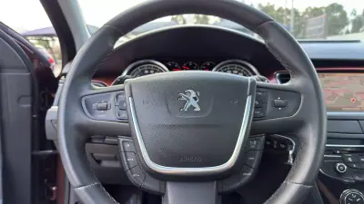 Peugeot 508 RXH 2013 - 9900 EUR, 320000 km - AUTO.MOTO.pt - 320000km - foto 26 de 54