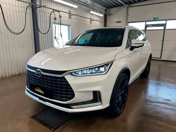 BYD Tang 2025