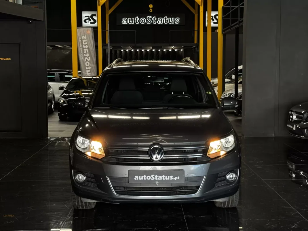 Volkswagen Tiguan 2016 - 16990 EUR, 190300 km - AUTO.MOTO.pt - 190300km - foto 4 de 34