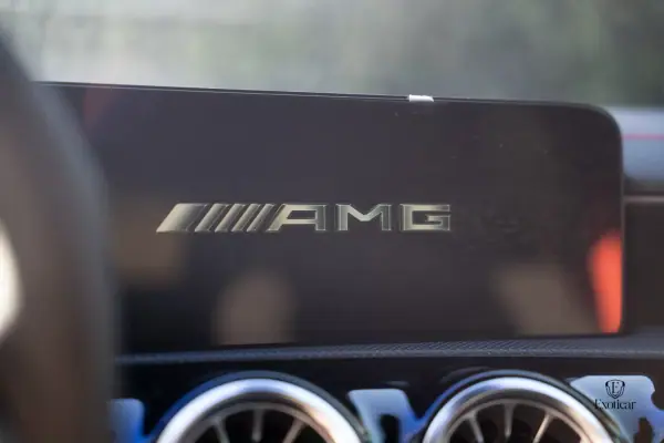 Mercedes-Benz CLA 45 AMG 2022 - 62000 EUR, 9000 km - AUTO.MOTO.pt - 9000km - foto 32 de 39