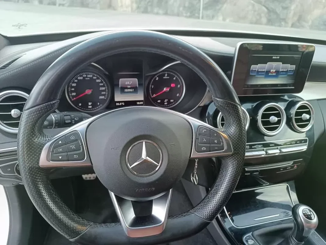 Mercedes-Benz C 220 2015 - 29500 EUR, 156000 km - AUTO.MOTO.pt - 156000km - foto 7 de 11