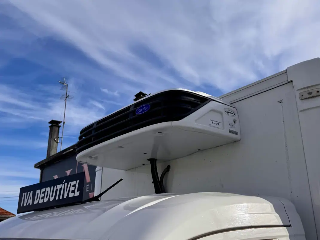 Man 2019 - 22990 EUR, 335000 km - AUTO.MOTO.pt - 335000km - foto 15 de 18