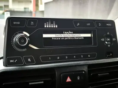 Peugeot Partner 1.5 BlueHDI Longa c/Barras Tejadilho 2020 - 13950 EUR, 114372 km - AUTO.MOTO.pt - 114372km - foto 29 de 44