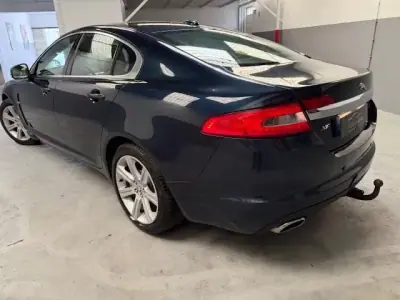 Jaguar XF 2009 - 11999 EUR, 187000 km - AUTO.MOTO.pt - 187000km - foto 4 de 8