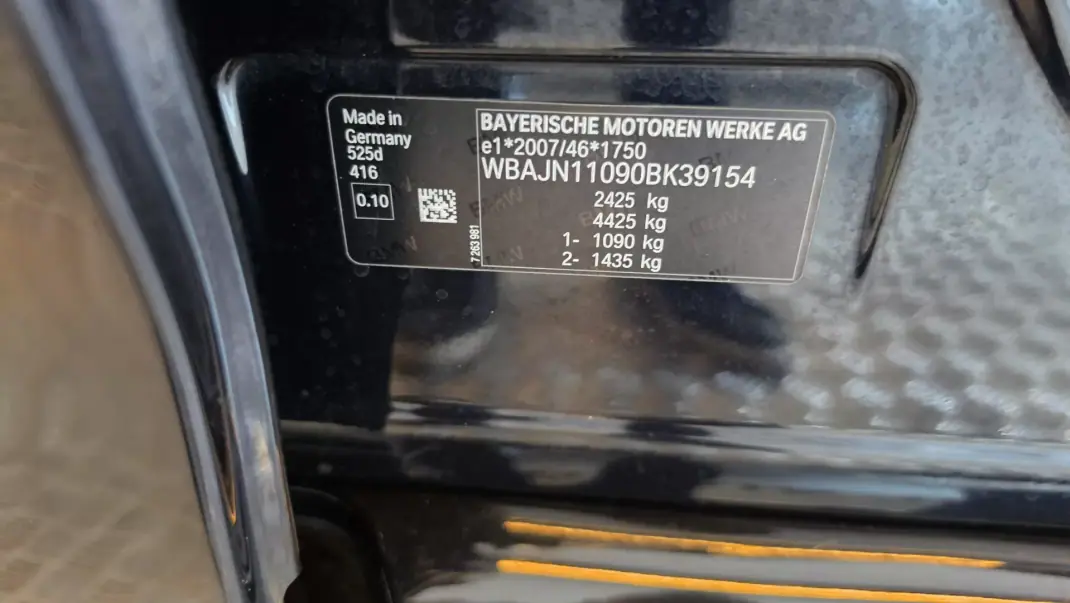 BMW 525 2019 - 31500 EUR, 84679 km - AUTO.MOTO.pt - 84679km - foto 59 de 67