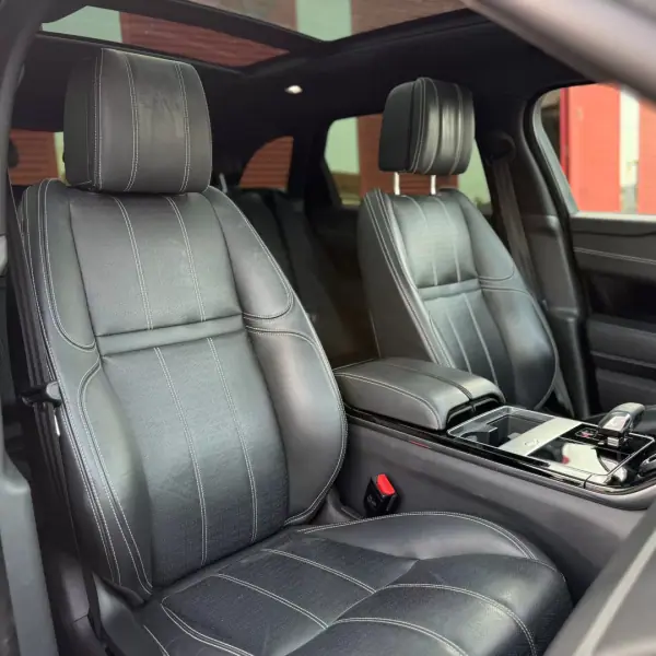 Land Rover Range Rover Velar 2021 - 39900 EUR, 163000 km - AUTO.MOTO.pt - 163000km - foto 8 de 21