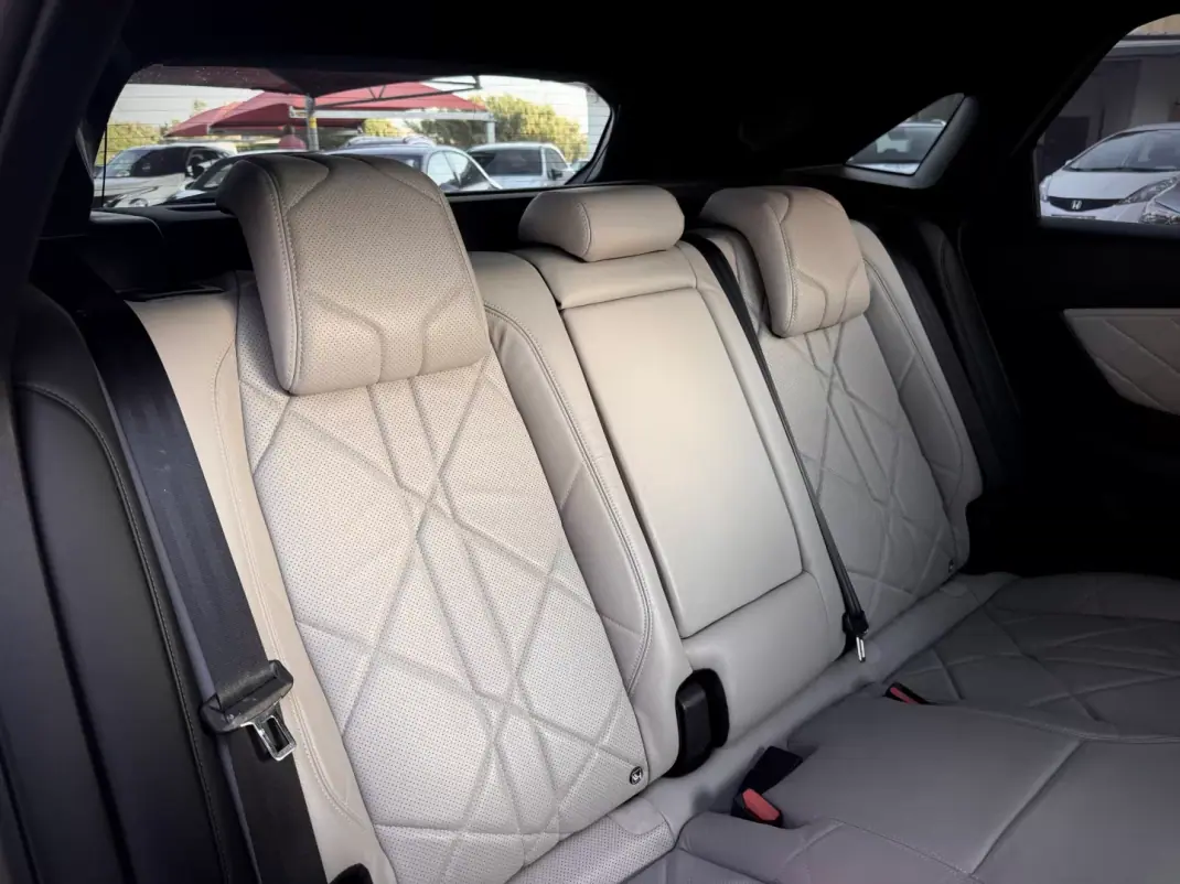 DS DS7 Crossback 2021 - 23850 EUR, 83000 km - 83000km - foto 11 de 29