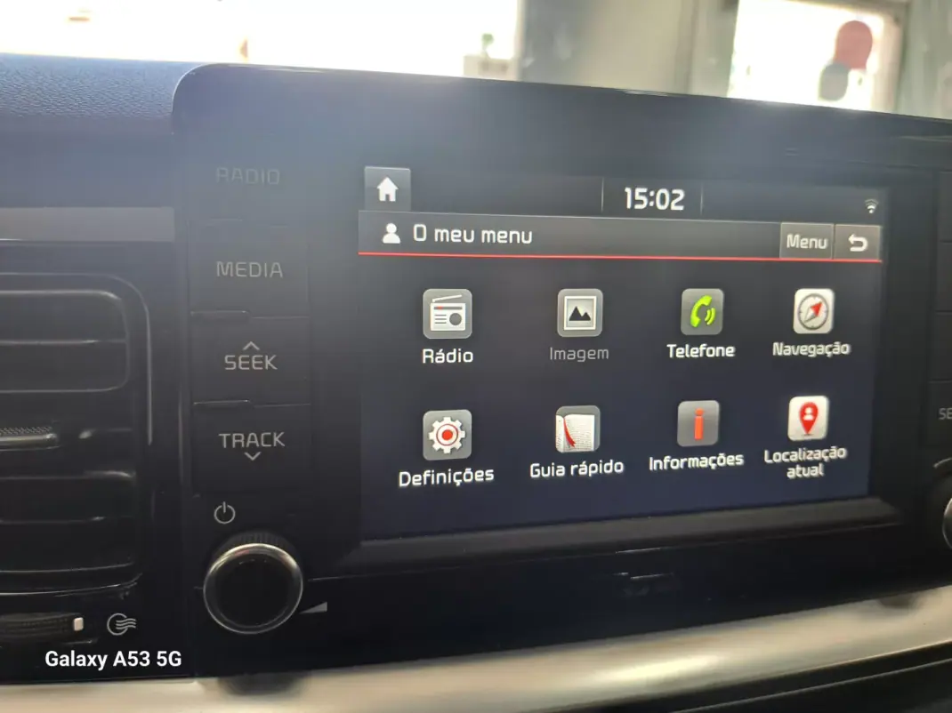 Kia Stonic 2020 - 14990 EUR, 41765 km - 41765km - foto 7 de 34