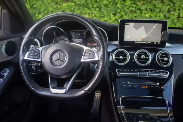 Mercedes-Benz C 250 2017 - 27900 EUR, 104000 km - AUTO.MOTO.pt - 104000km - foto 15 de 18