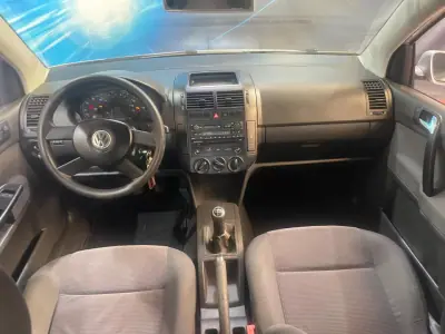 Volkswagen Polo 2003 - 2600 EUR, 105000 km - 105000km - foto 17 de 28