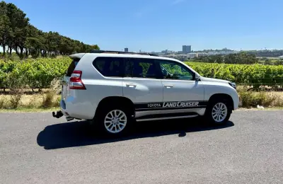 Toyota Land Cruiser 2017 - 67500 EUR, 149504 km - AUTO.MOTO.pt - 149504km - foto 4 de 42