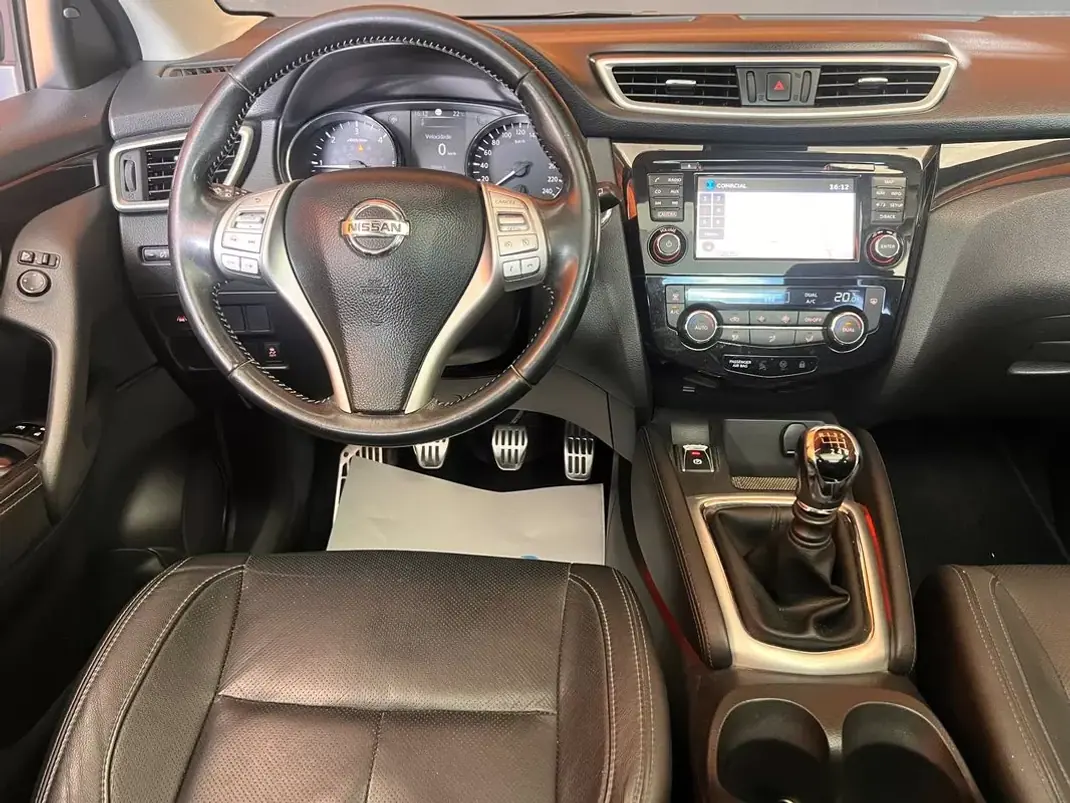 Nissan Qashqai 2017 - 14890 EUR, 117793 km - 117793km - foto 7 de 22