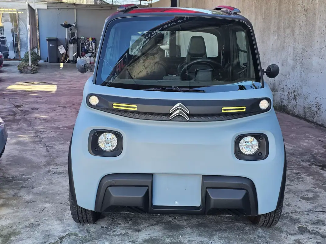 Citroën Ami 2024 - 8499 EUR, 9221 km - 9221km - foto 2 de 13