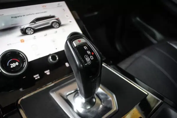 Land Rover Range Rover Evoque 2020 - 32990 EUR, 129590 km - 129590km - foto 20 de 38