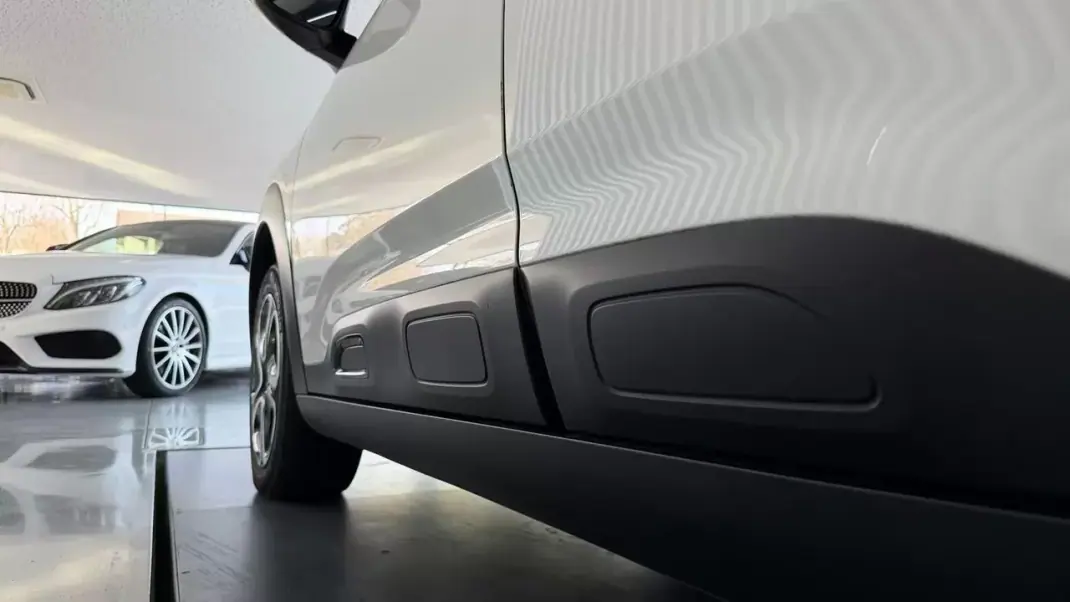 Citroën C4 Cactus 2020 - 10990 EUR, 176794 km - AUTO.MOTO.pt - 176794km - foto 24 de 27