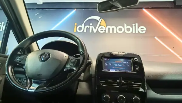 Renault Clio Break 2012 - 7500 EUR, 243550 km - AUTO.MOTO.pt - 243550km - foto 22 de 27
