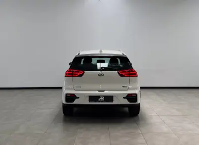 Kia e-Niro 2021 - 21900 EUR, 58000 km - AUTO.MOTO.pt - 58000km - foto 6 de 21