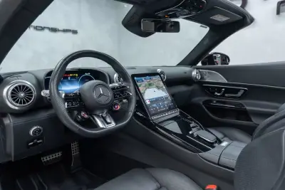 Mercedes-Benz SL 43 AMG 2022 - 109950 EUR, 30000 km - AUTO.MOTO.pt - 30000km - foto 17 de 51