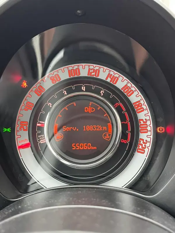 Fiat 500 2019 - 10900 EUR, 55000 km - AUTO.MOTO.pt - 55000km - foto 15 de 25